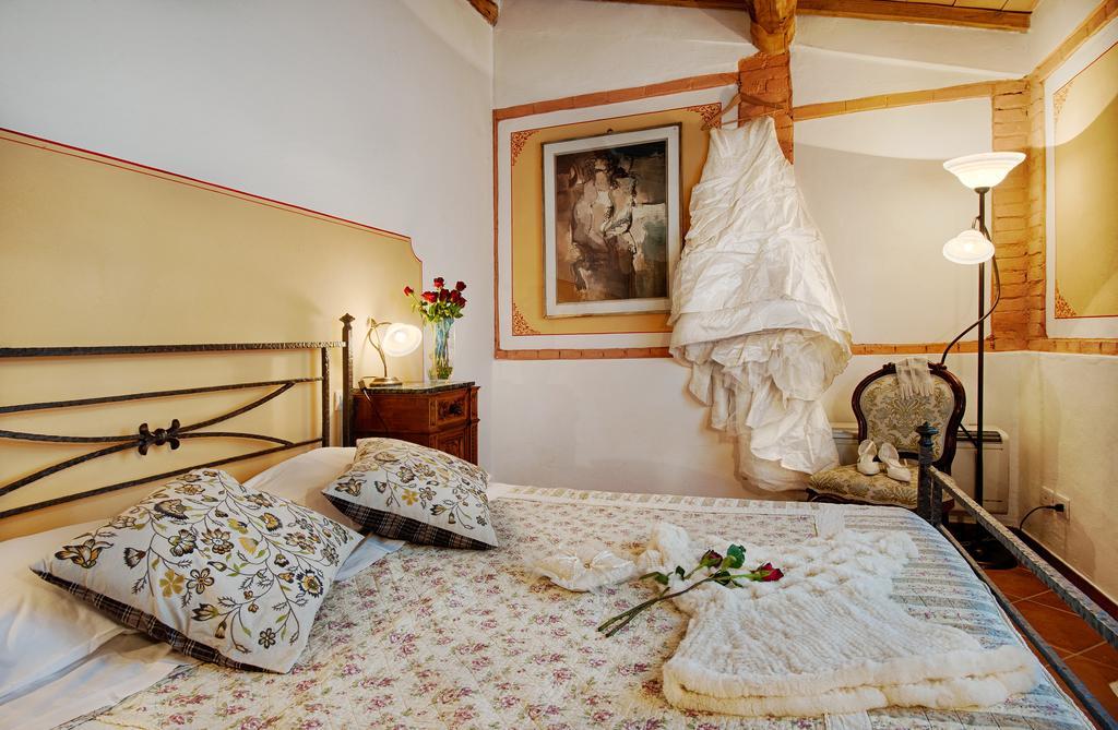 Agriturismo Poggio Bonelli Castelnuovo Berardenga Zimmer foto