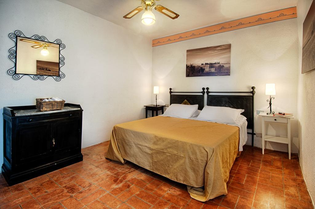 Agriturismo Poggio Bonelli Castelnuovo Berardenga Zimmer foto